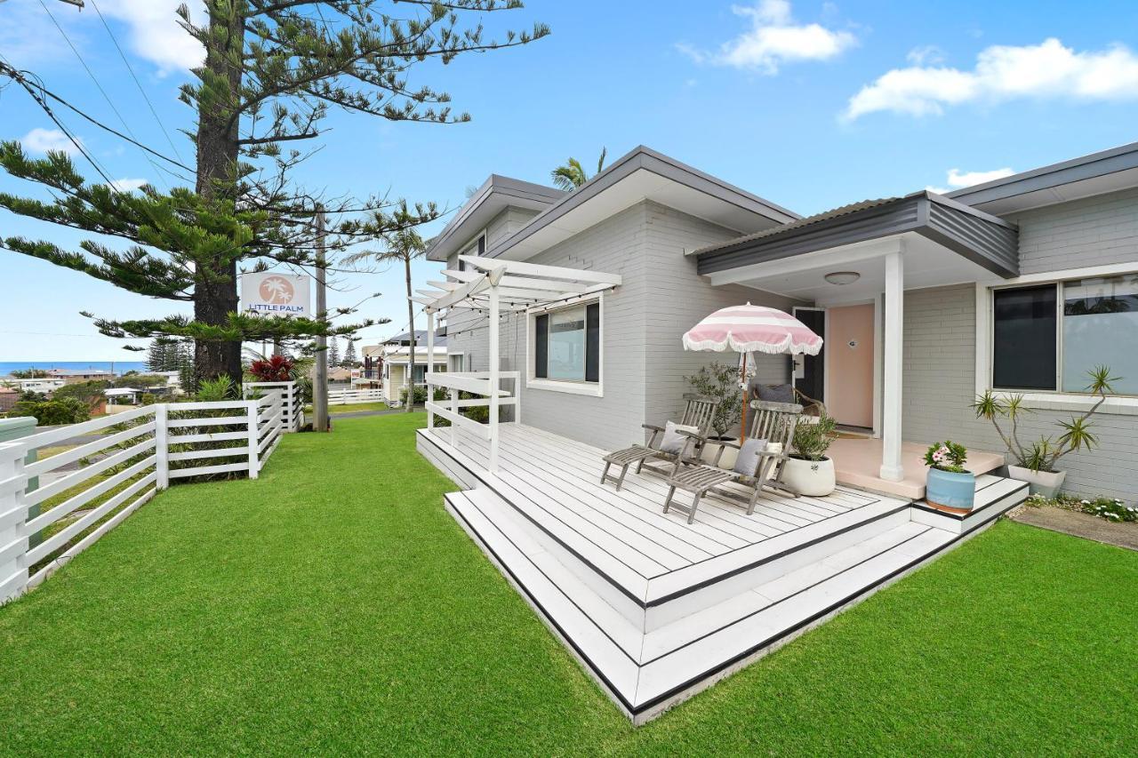 Little Palm Cabins Lake Cathie Exterior photo